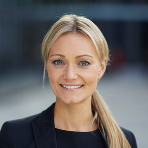 Dr Katja Frühwein